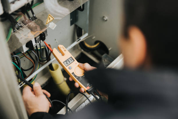 Best Affordable Emergency Electrician  in Huntsville, AR